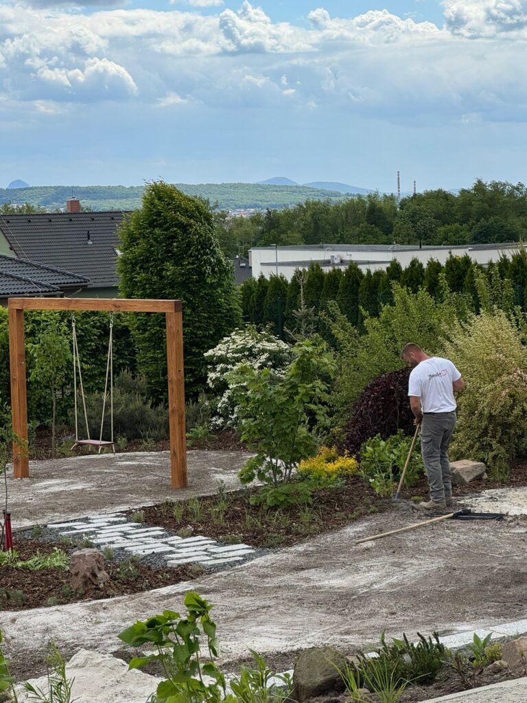 Realizace zahrady v Krupce 10